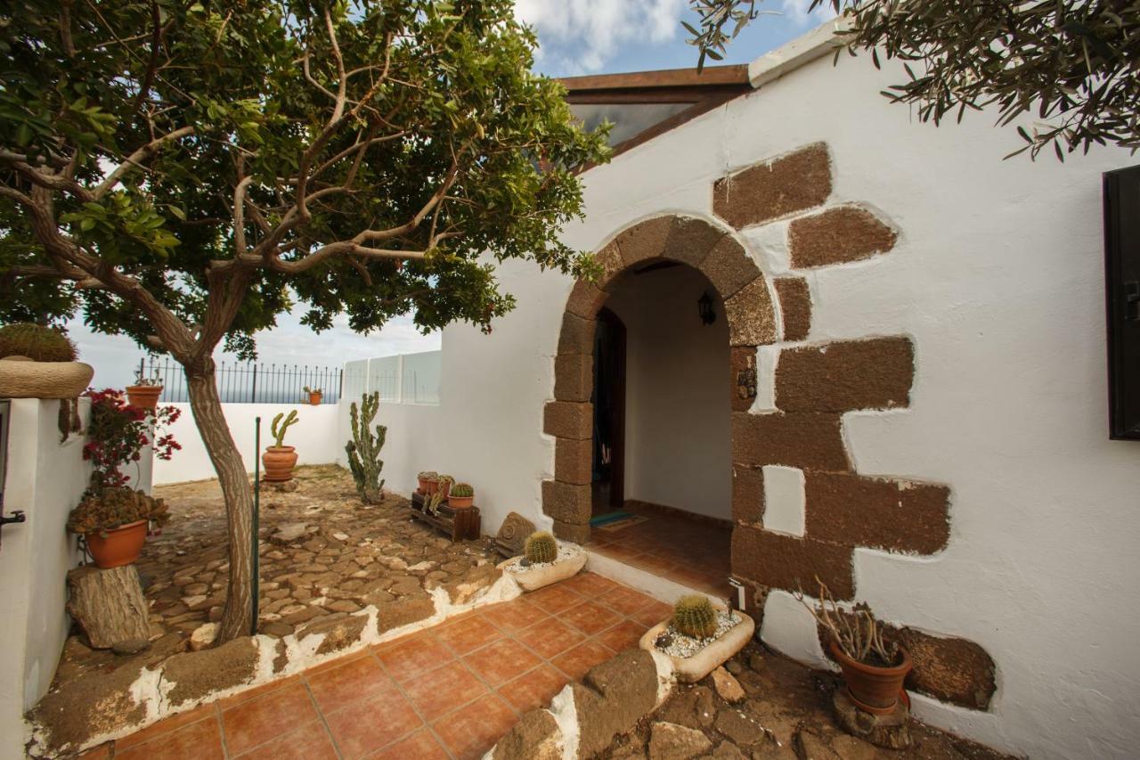 Casa Dante Villa Tias Exterior photo